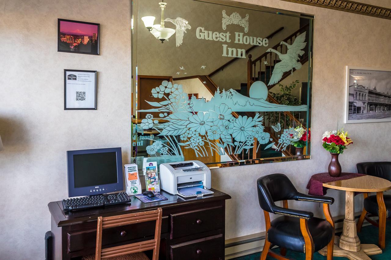Junction City Guest House Inn מראה חיצוני תמונה